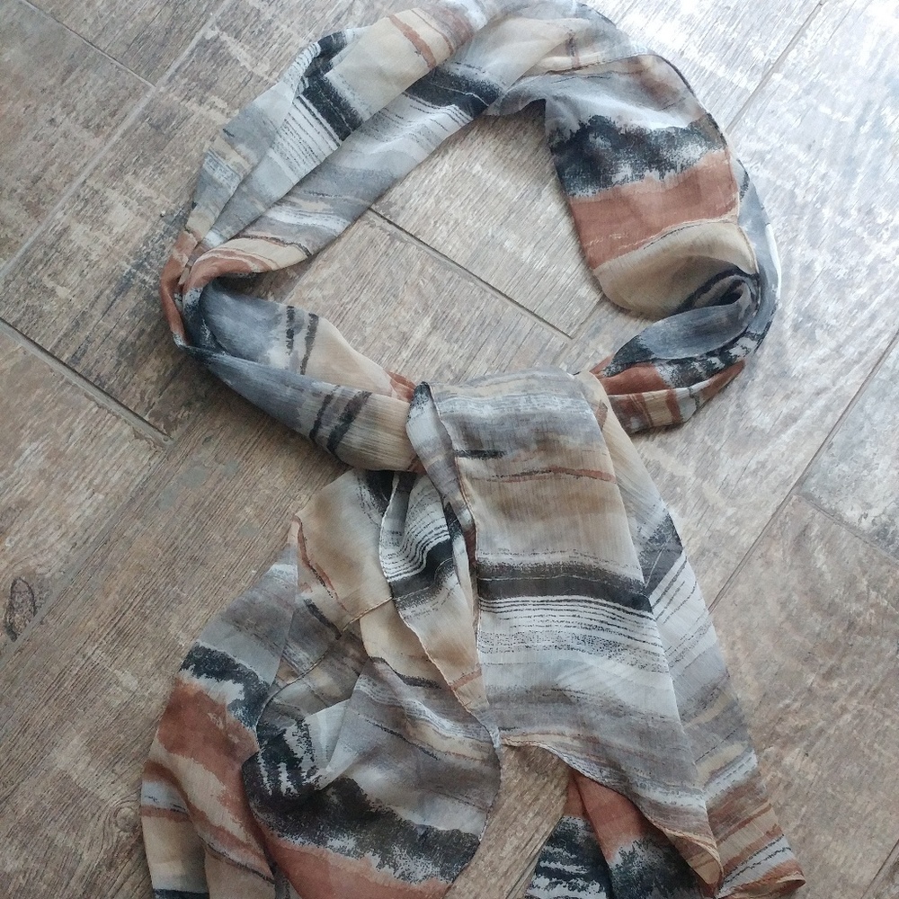 Collection Eighteen Scarf